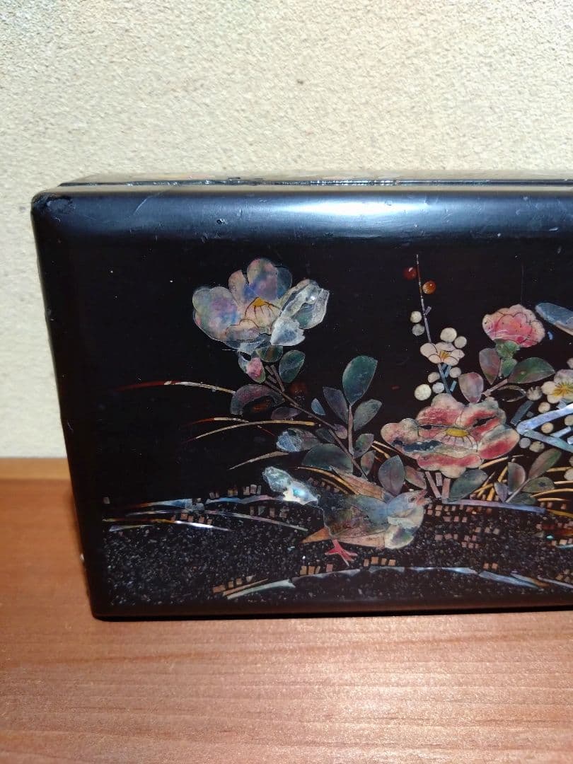 梶井さん専用です。江戸時代 長崎螺鈿 梅と鶯 花紋 小箱