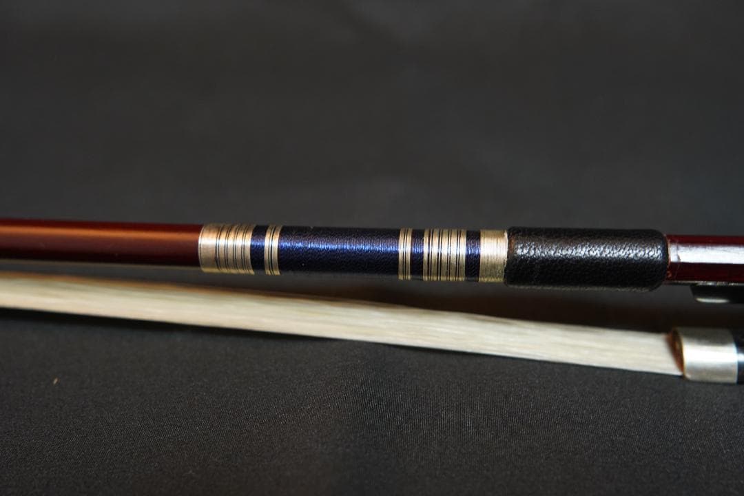 ペーパームーン様　バイオリン　フェルナンブーコ　弓　4/4　シルバー＆シルク