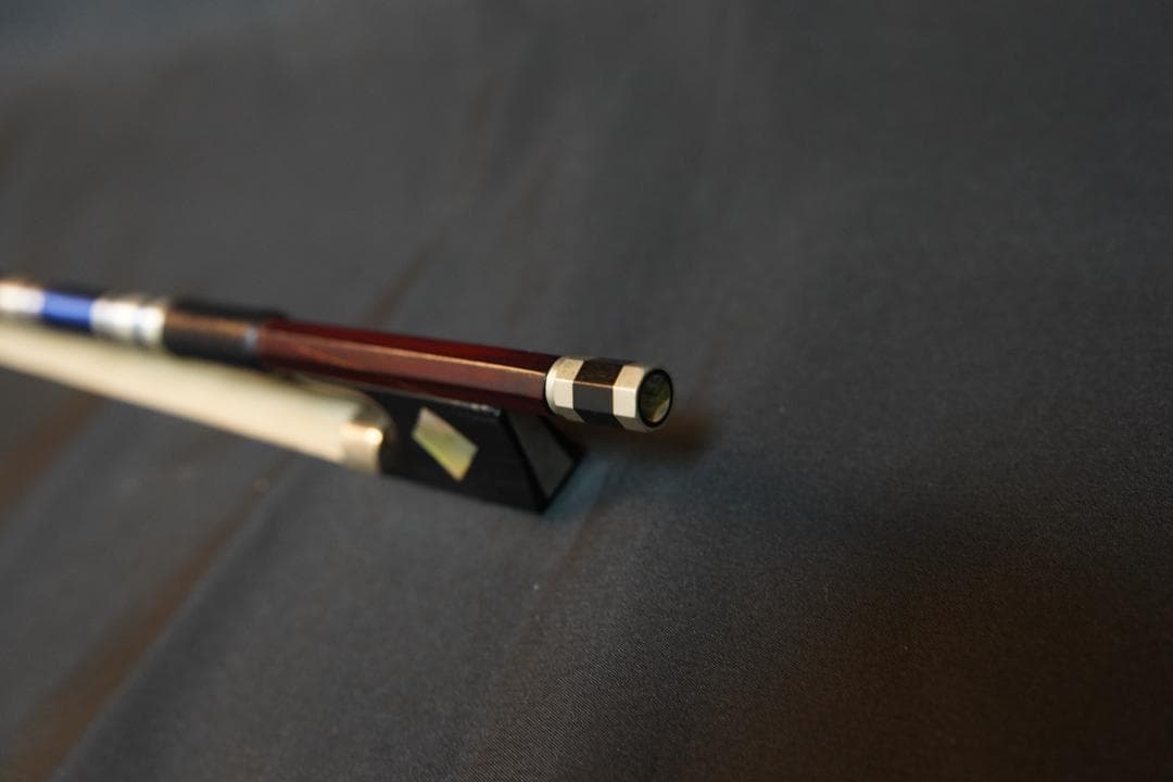 ペーパームーン様　バイオリン　フェルナンブーコ　弓　4/4　シルバー＆シルク