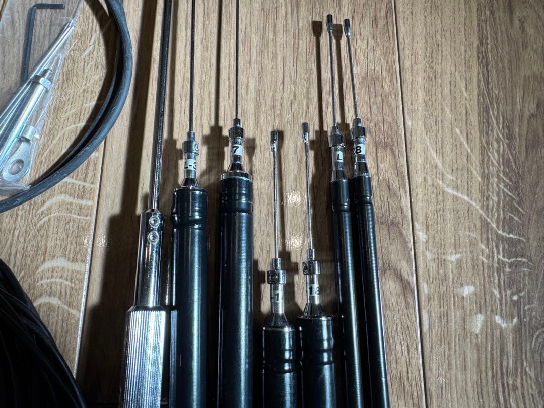 コメットUHV-9 3.5〜430MHz ラジアルケーブル付き