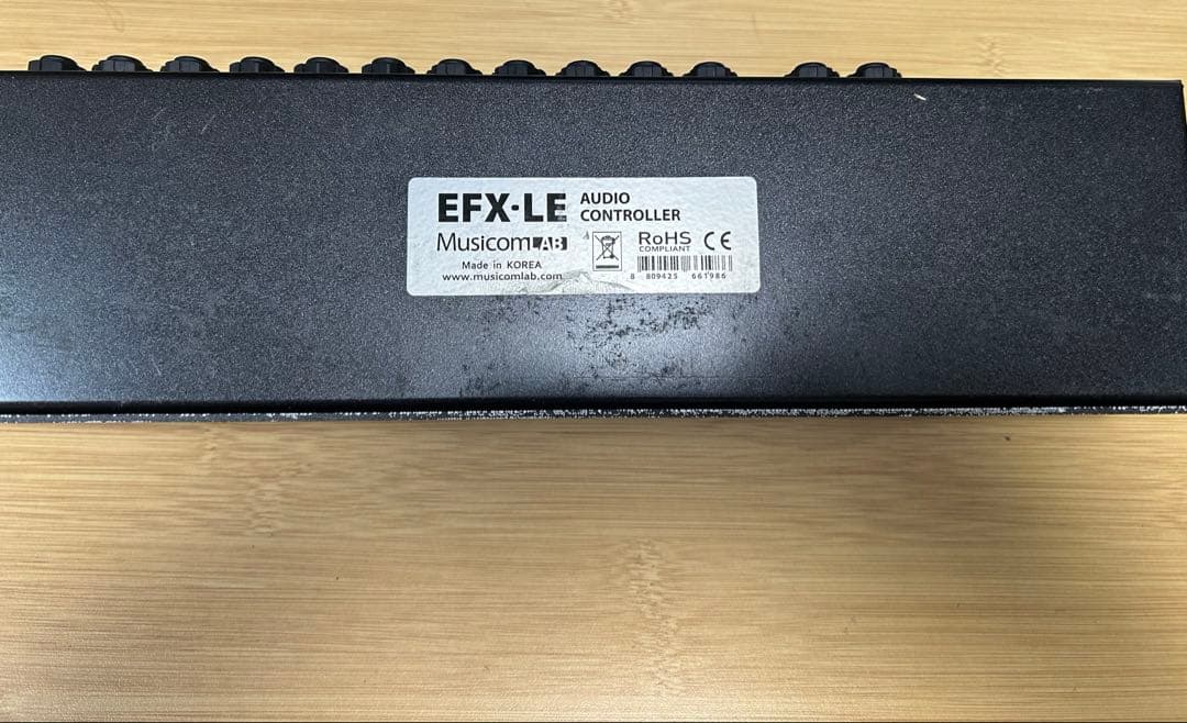 MusicomLab EFX-LE スイッチャー