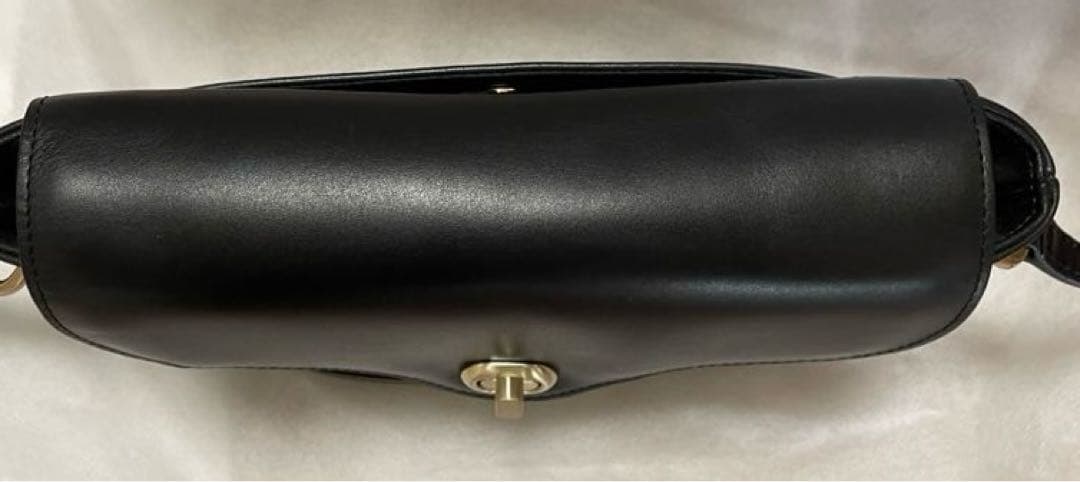 【美品】アニエスベー　ショルダーバッグ　牛革　ブラック