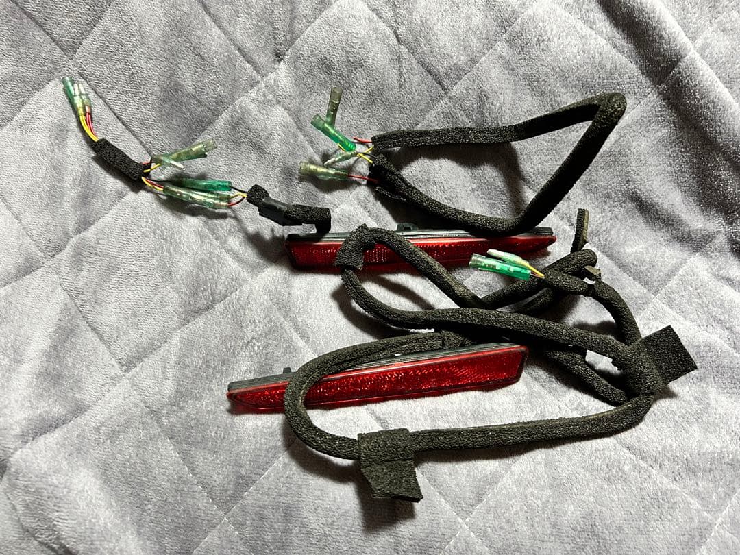 ヴァレンティ　ダイハツ用リヤバンパーLEDリフレクター