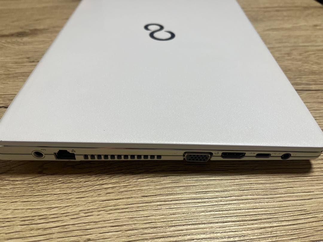 【翔歩】Fujitsu LifeBook SH90/C3 ノートパソコン