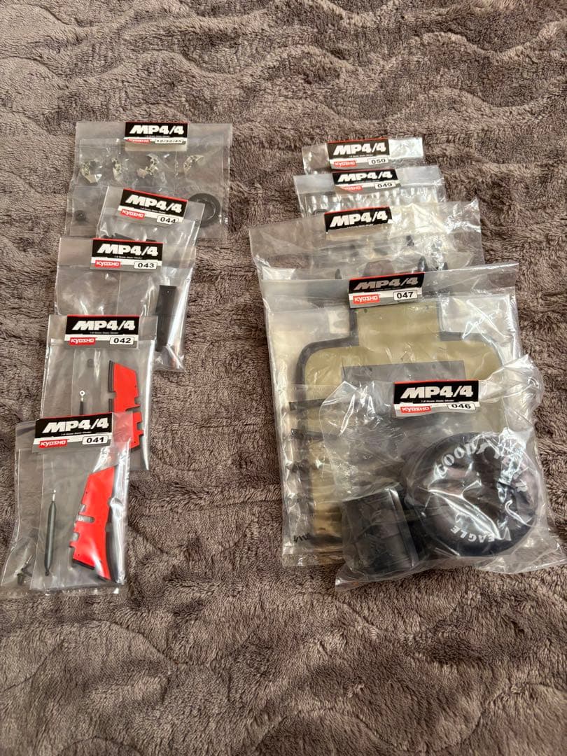 ディアゴスティーニ　マクラーレンホンダMP4/4組立キット全パーツ