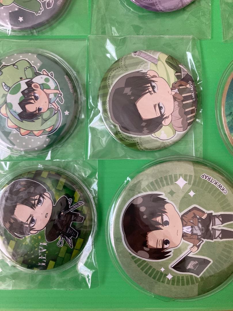 進撃の巨人 リヴァイ エルヴィン グッズまとめ買い くじメイトあり