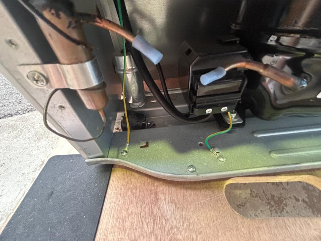 全国送料無料 ハイセンス 3ドア冷凍冷蔵庫 HR-D2801W 2019年製