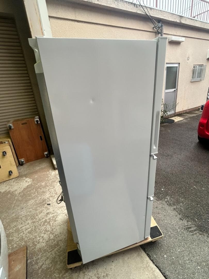 全国送料無料 ハイセンス 3ドア冷凍冷蔵庫 HR-D2801W 2019年製