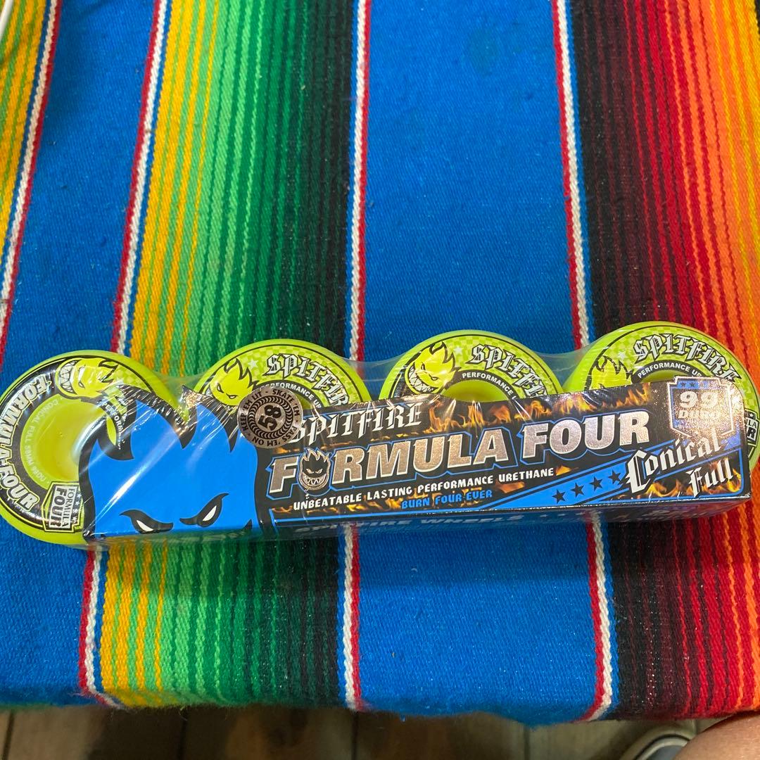 スケートボード SPITFIRE FORMULA FOUR Conical Full 58mm