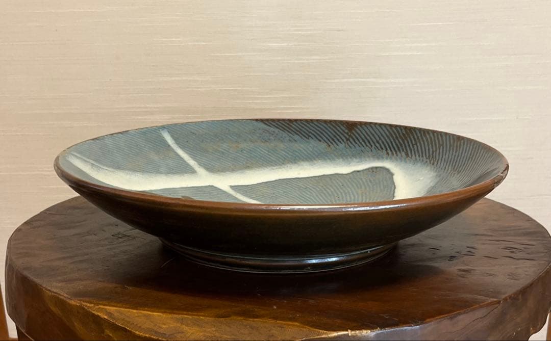島岡達三　大皿　象嵌縄文流文大丸皿　益子焼　人間国宝　飾り台付　箱付　未使用