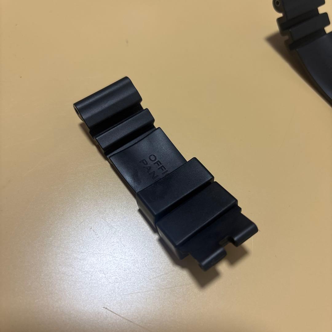 PANERAI ブラック ラバーベルト ボックス付き