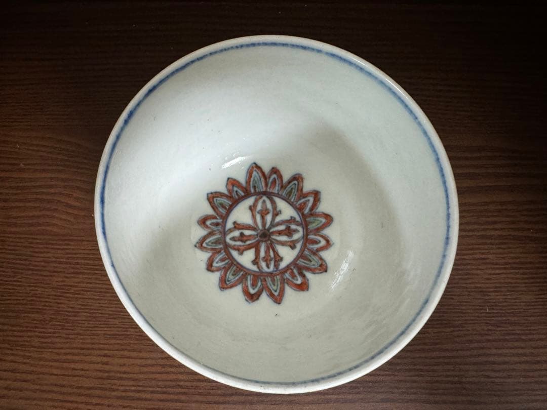 中国骨董　大清康熙年製　在銘　粉彩　五彩　古染付　仏寿鉢　お椀湯呑み(N-19)