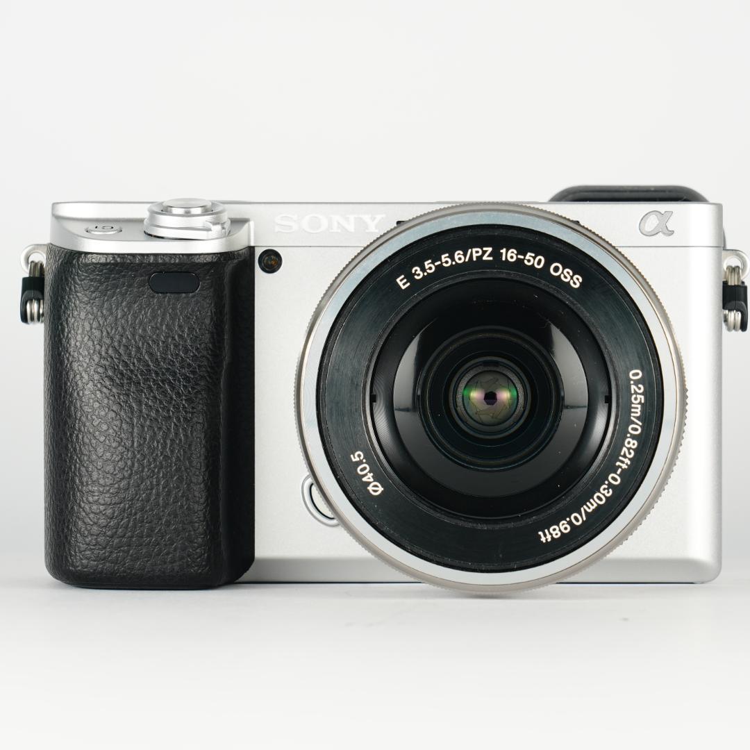 子どもの2度と戻らない瞬間を美しく、最高カメラ SONY α6400 ミラーレス