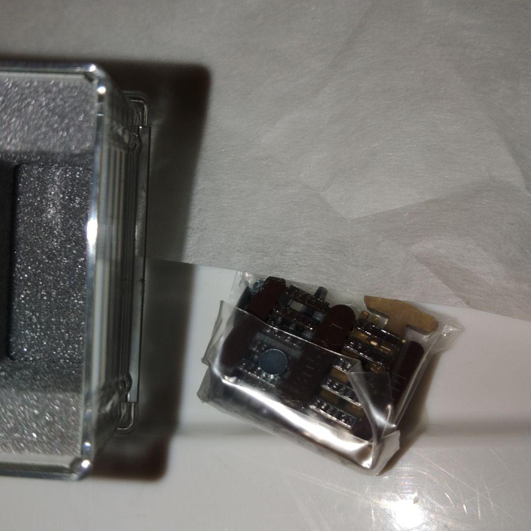 ef58 3055-1 小窓　茶　カトー