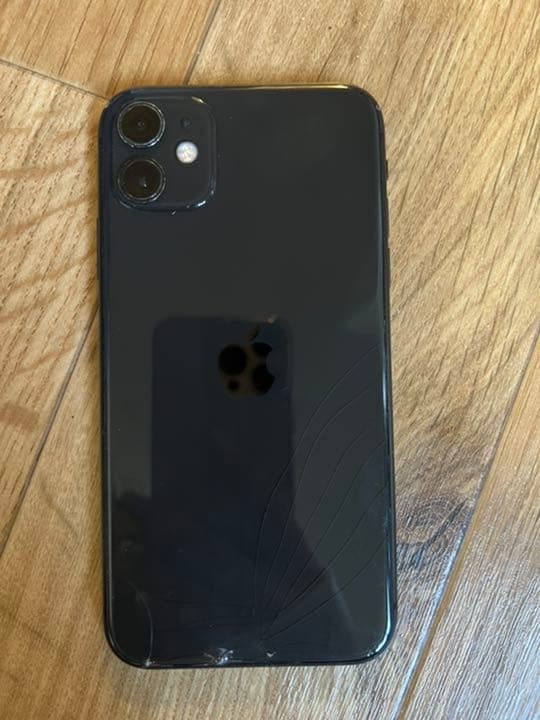 iPhone11 本体　64G ブラック