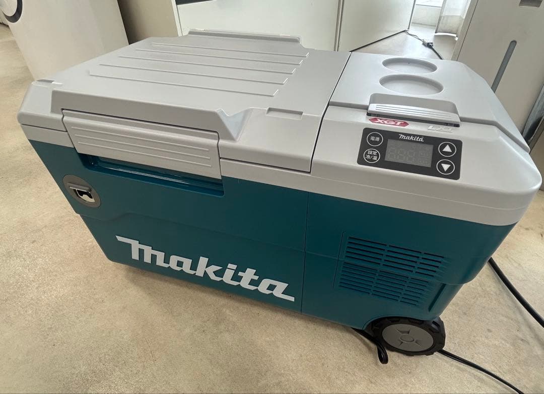 Makita CW001GZ 冷温庫