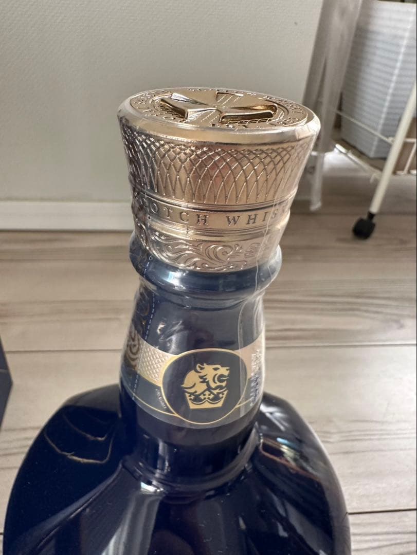 ロイヤルサルート 21年 シグネチャー ブレンドウイスキー 40％ 700ml