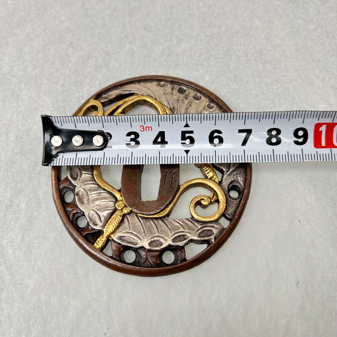 埋忠作 刀鍔　鍔　日本刀装具　銅地　細工　金銀メッキ　刀剣美術