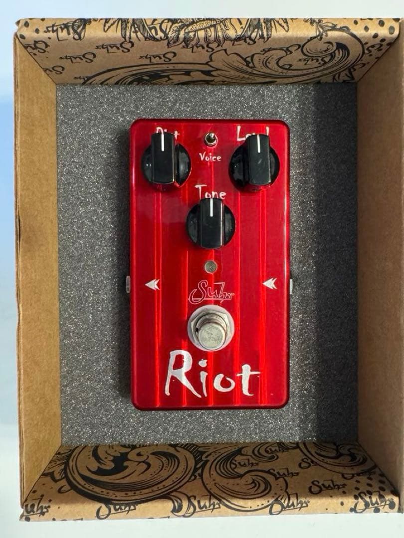 Suhr Riot Crimson red 限定カラーモデル 500台限定