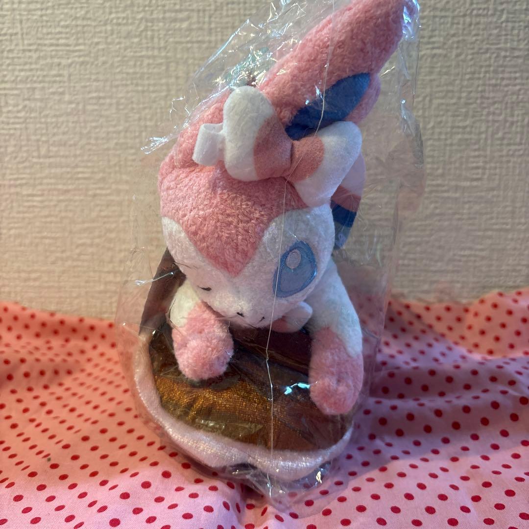 ポケモンセンター限定　PokéPalre ニンフィア　ぬいぐるみ 未使用タグ付き