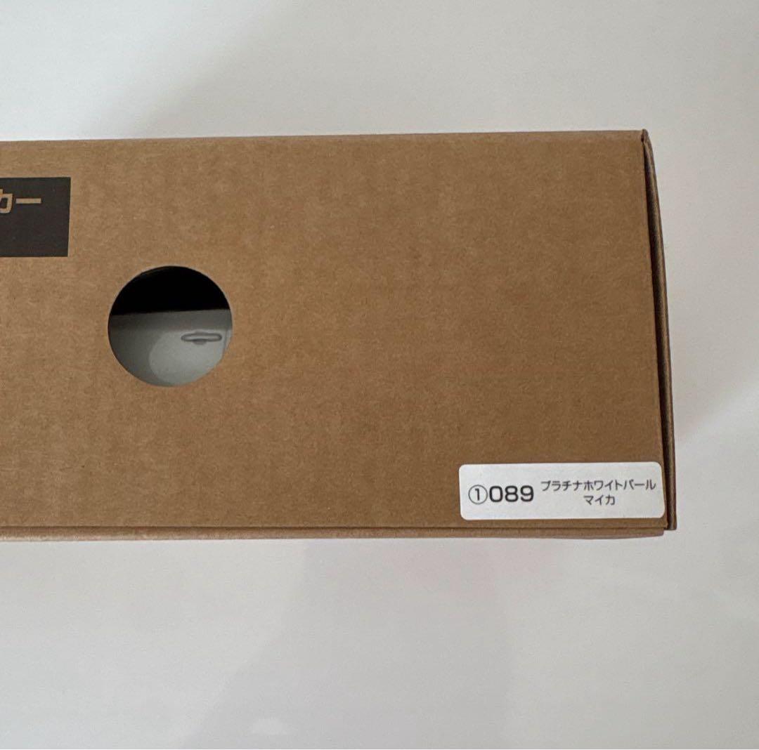 トヨタ 新型bZ4X ミニカーカラーサンプル プラチナホワイトパール【非売品】