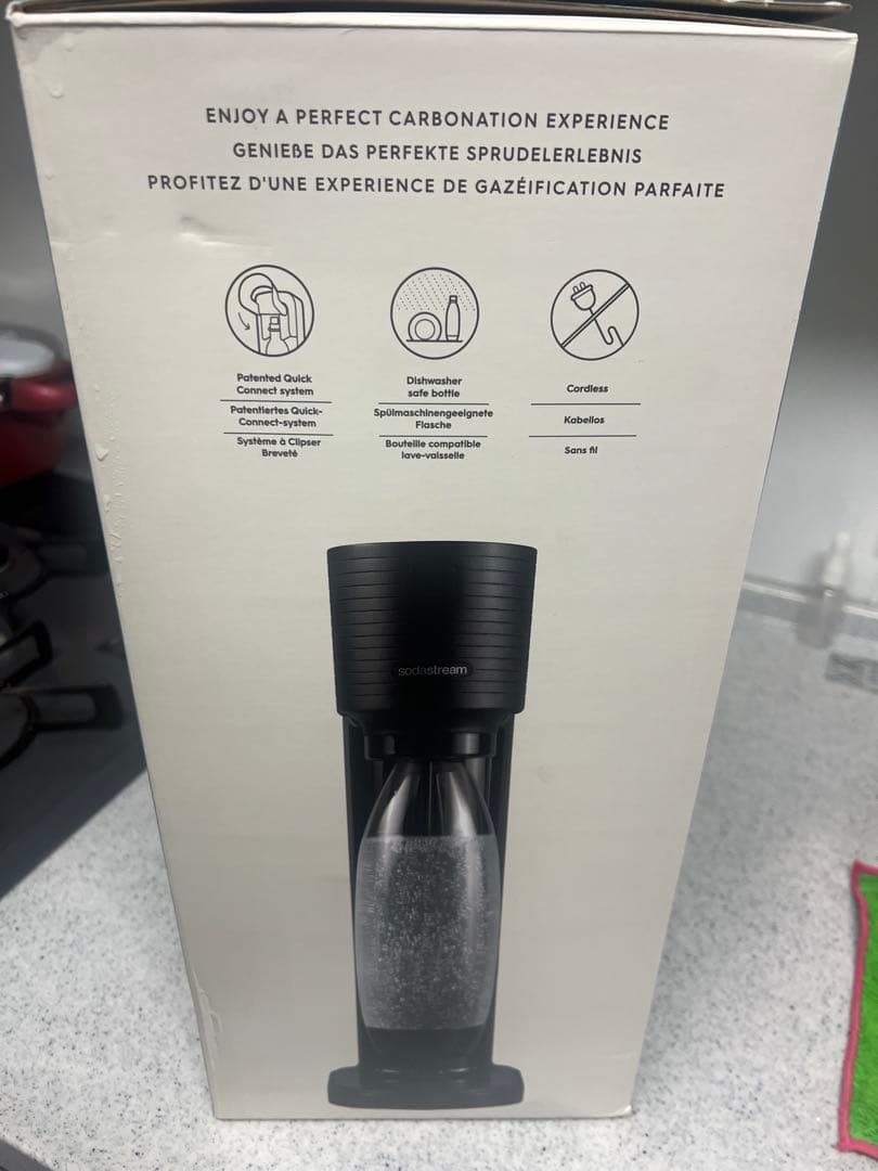 新品【SodaStream ソーダストリーム】本体のみ（ガスシリンダーなし）