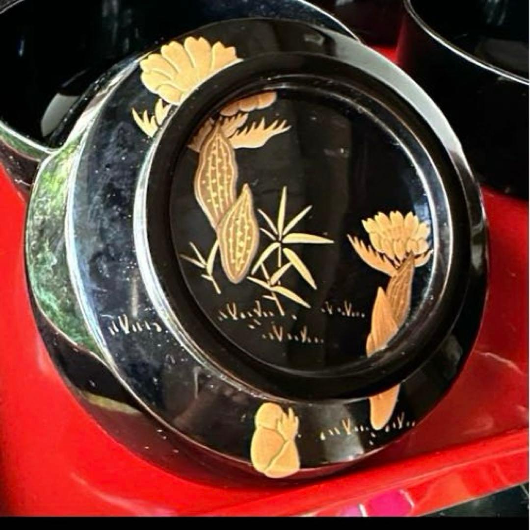 感謝お嫁入り‼️明治39JAPAN蒔絵　福寿草&梅と松葉真塗り上黒椀　吸物椀5客