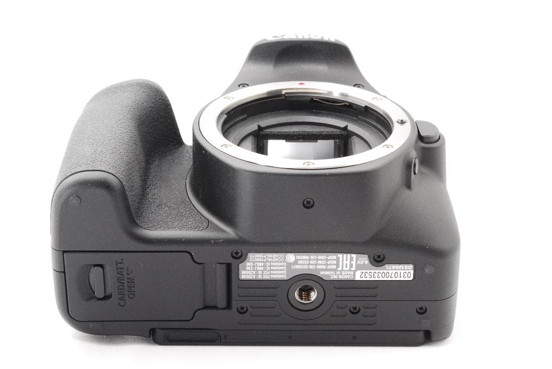 美品 Canon EOS kiss x9 スマホに転送機能搭載！届いてすぐ使える