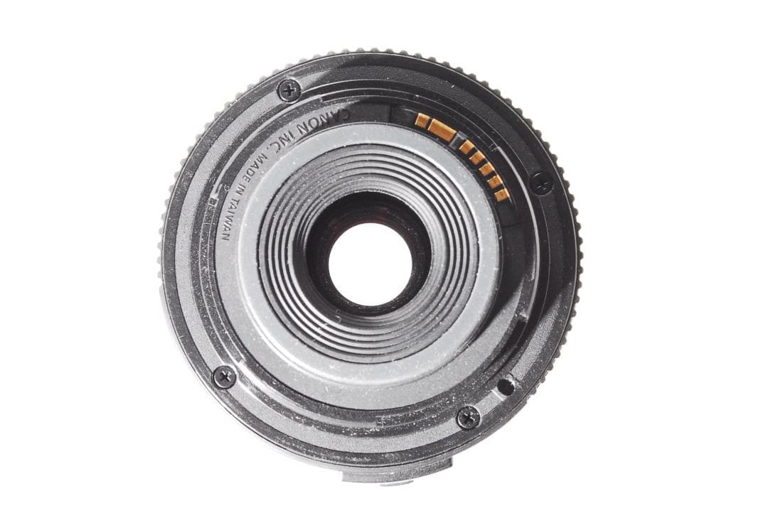 美品 Canon EOS kiss x9 スマホに転送機能搭載！届いてすぐ使える