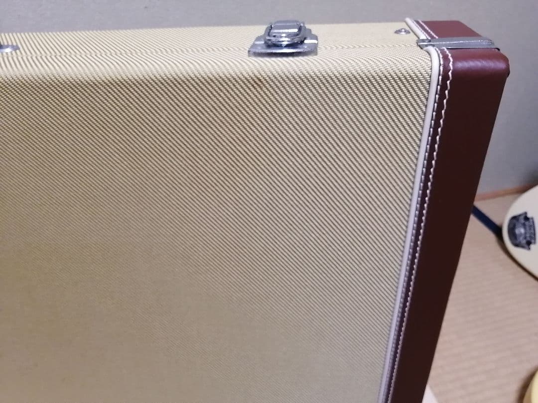 ギタースタンド　エレキギター用　ギブソン　フェンダー等にどうぞ