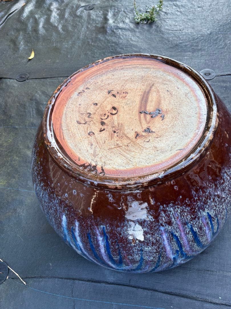 陶器　メダカ鉢・火鉢・花鉢（19８）