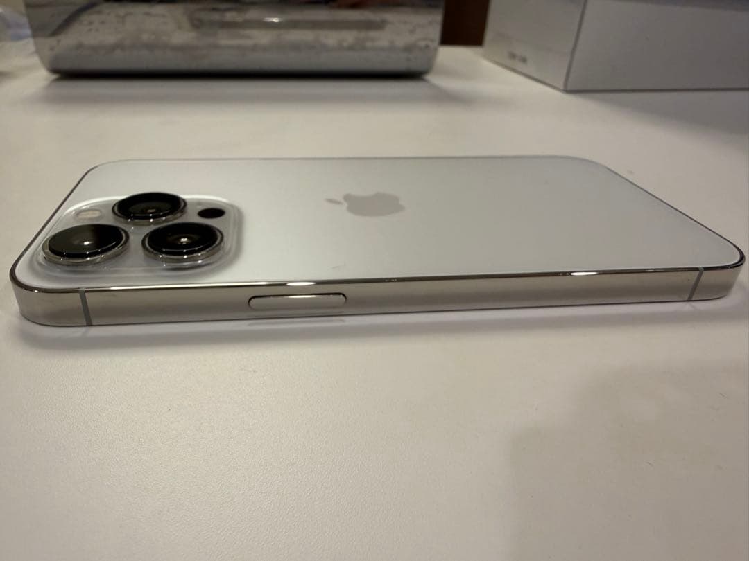 Apple iPhone 13 Pro シルバー 256GB