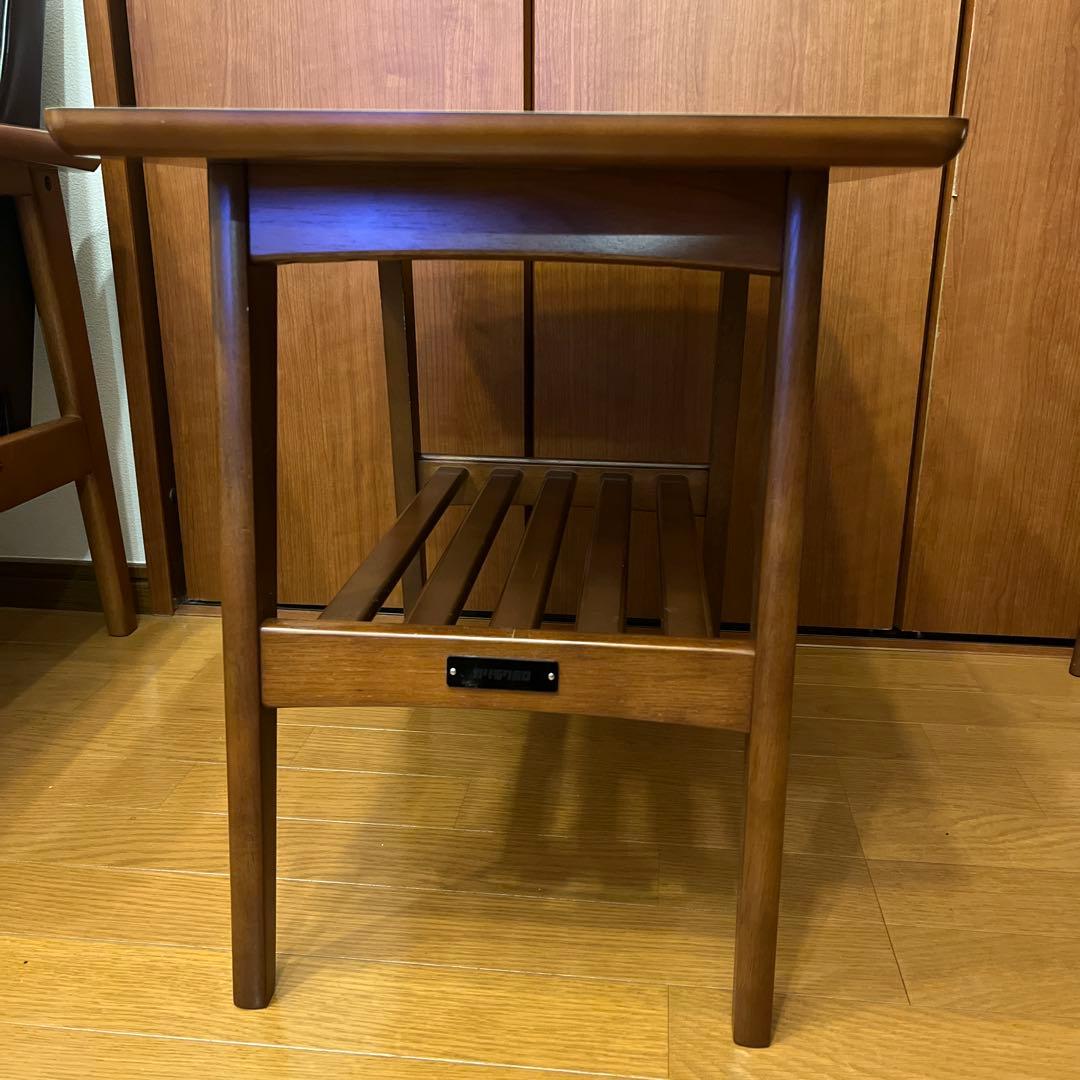 カリモク60　サイドテーブル　ウォールナット（トップ：メラミン化粧板）