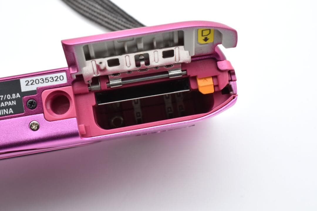 【極美品】NIkon COOLPIX S3600 アザレアピンク　新品級！