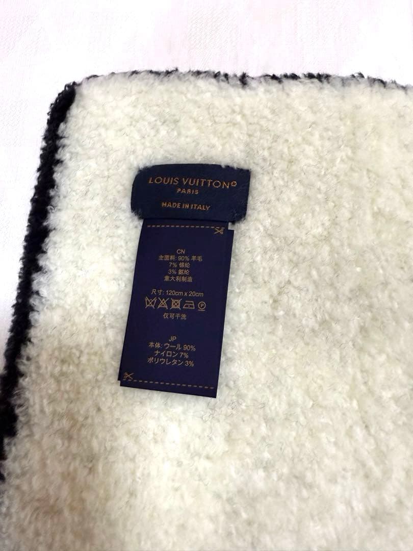 新品未使用♪ ラップオーバー式♪2WAY型マフラー.コンフィー　M79399