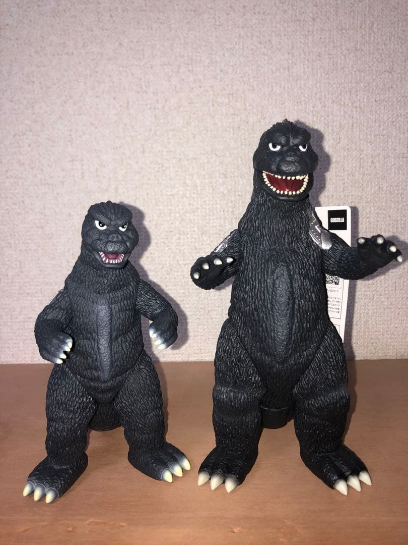 にせゴジラ2体セット 1体タグ付き★ バンダイ製　怪獣番外地