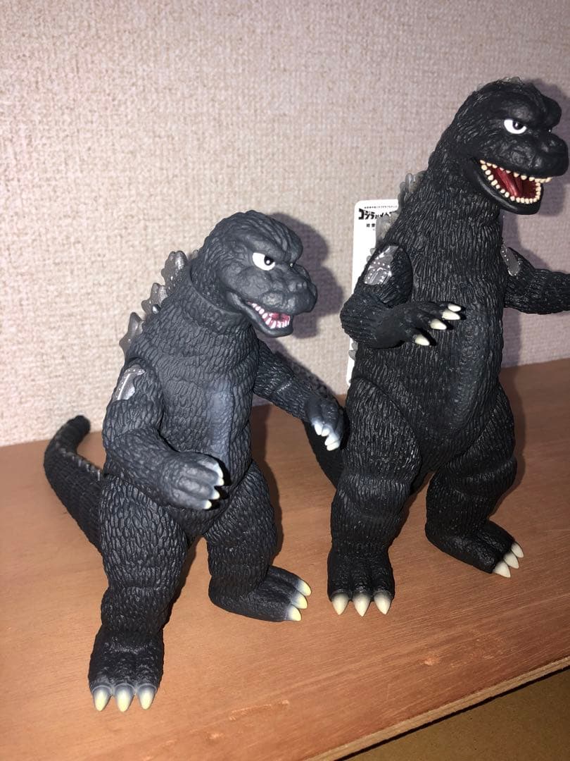 にせゴジラ2体セット 1体タグ付き★ バンダイ製　怪獣番外地