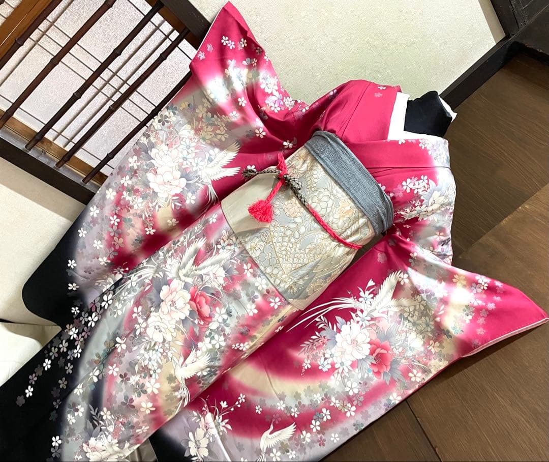 振袖 フルセット6点サイズM〜Ｌ熨斗吉祥花鳥蝶文　正絹売り切り終了