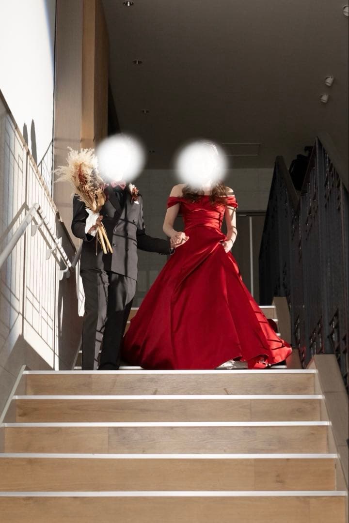 ウェディング　カラードレス　レッド　赤