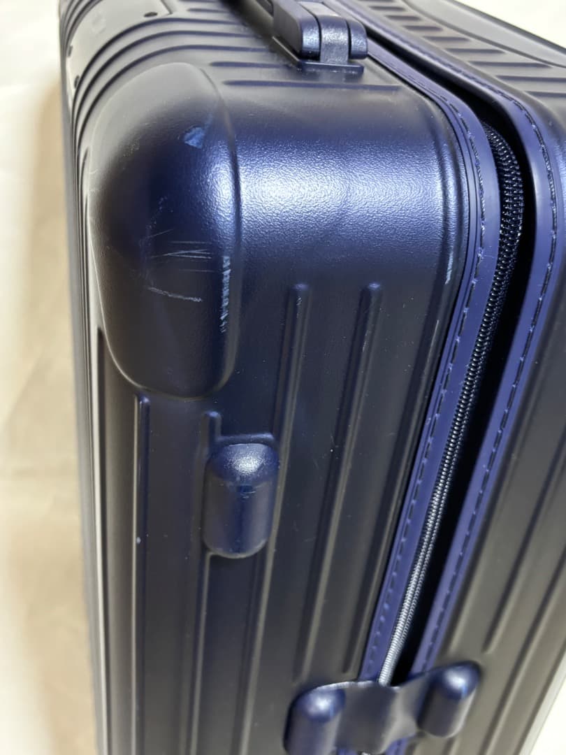 RIMOWA リモワ　エッセンシャル　　36L マットブルー