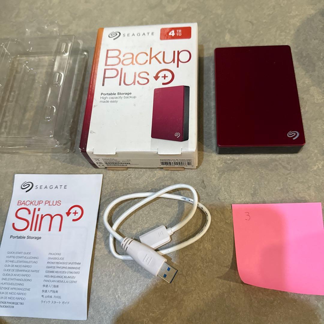 SEAGATE Backup Plus Slim 4TB レッド