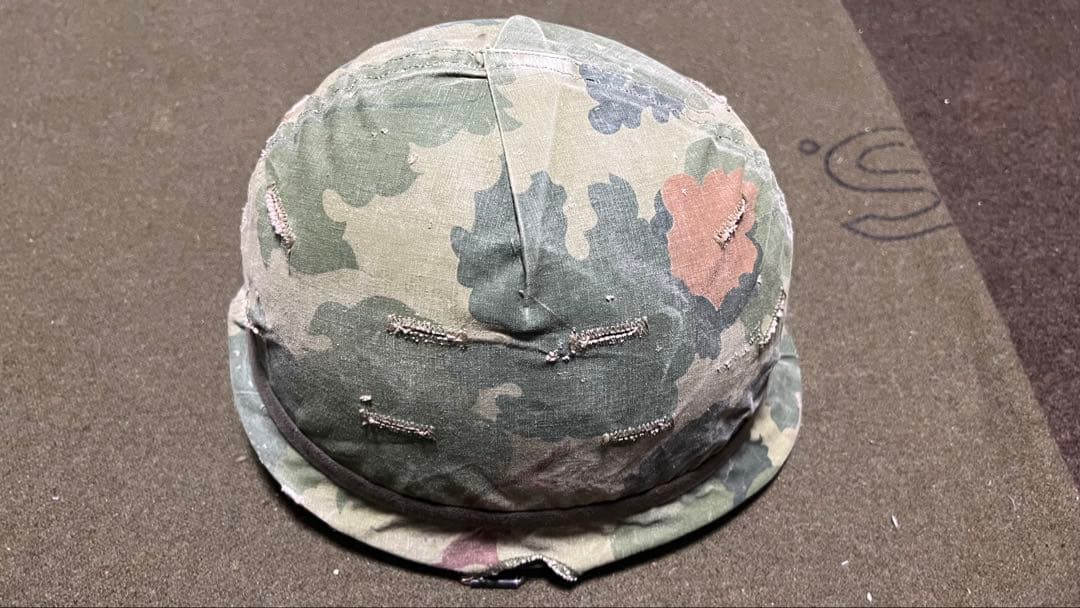 【実物】ヘルメット 米軍 ベトナム戦争M1 軍幕 ミッチェルパターン