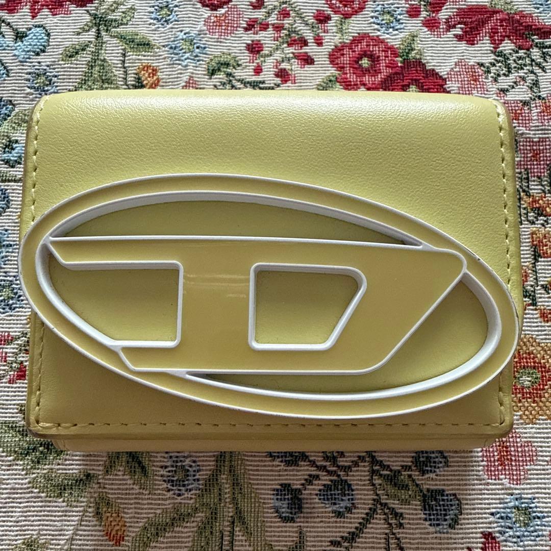 たこ　DIESEL イエロー 三つ折り財布