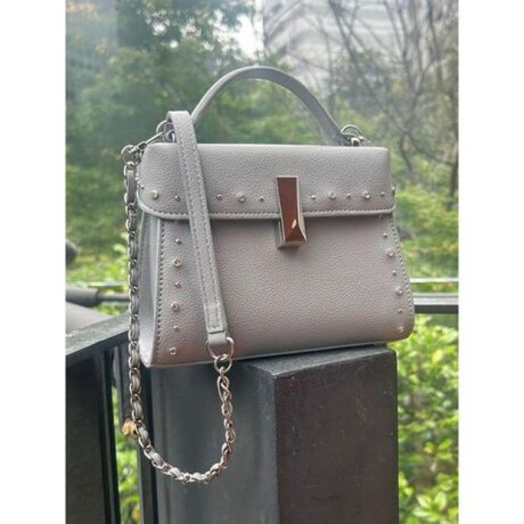 N【リュタン】ビジュースタッズポシェット　セルフォード　DGRY