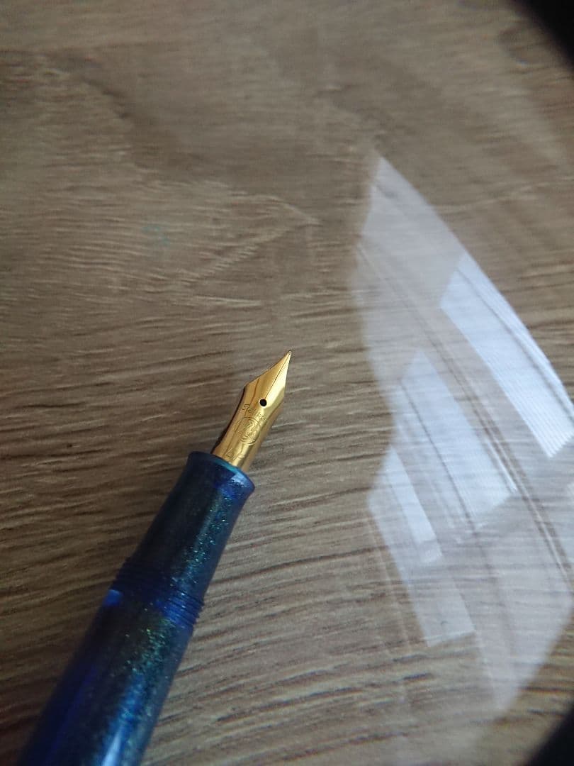 ペリカン Pelikan m200 万年筆 ゴールデンラピス EF 限定色