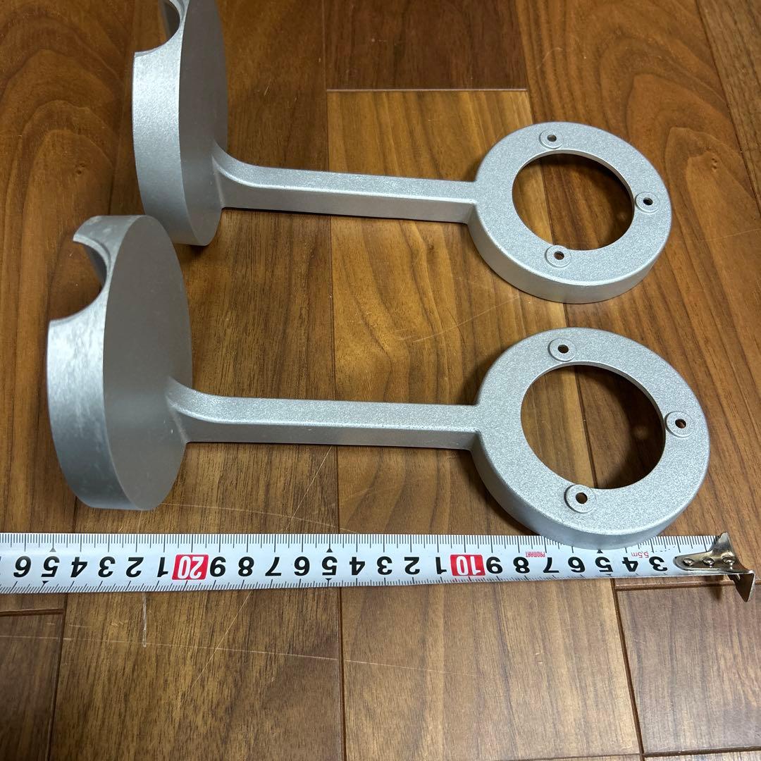 B&O三角スピーカーの壁面設置用台座