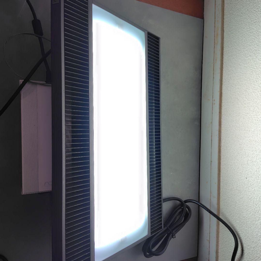 ソーラーRGB　ADA　シェード付き