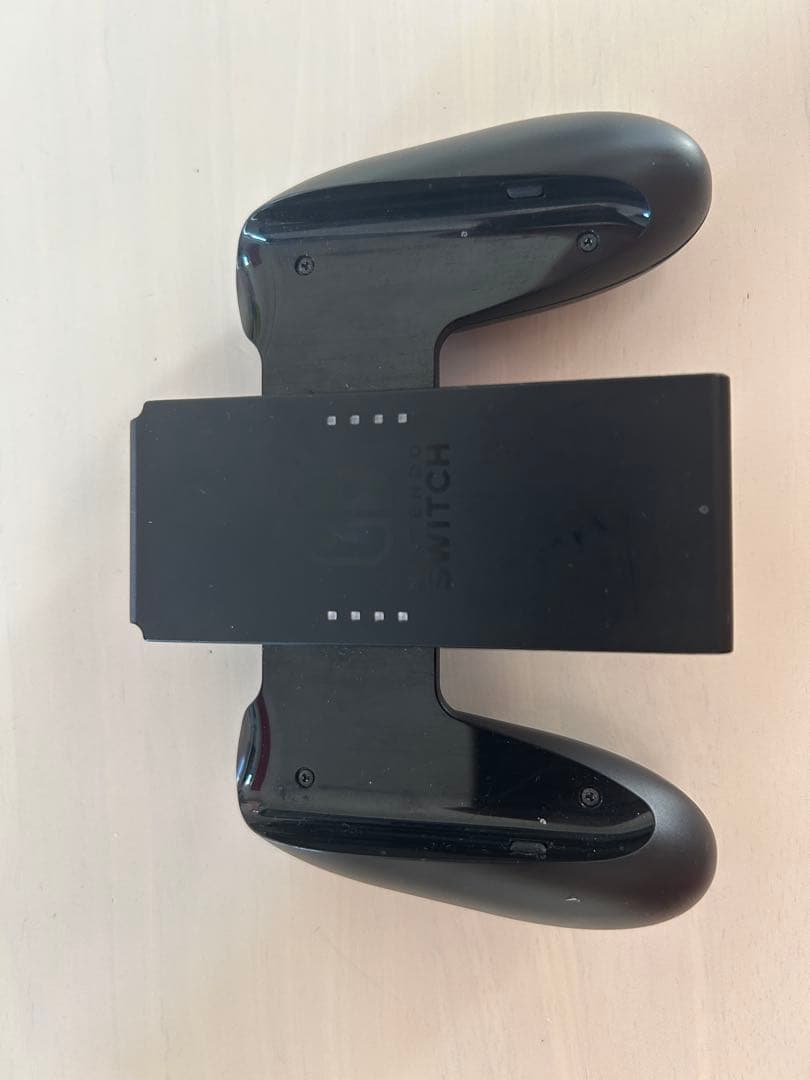 Nintendo Switch 本体 スイッチのカバー付き