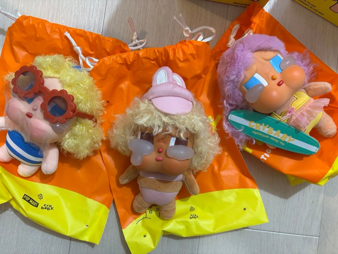 CRYBABY Vacation Mode On シリーズ ぬいぐるみペンダント