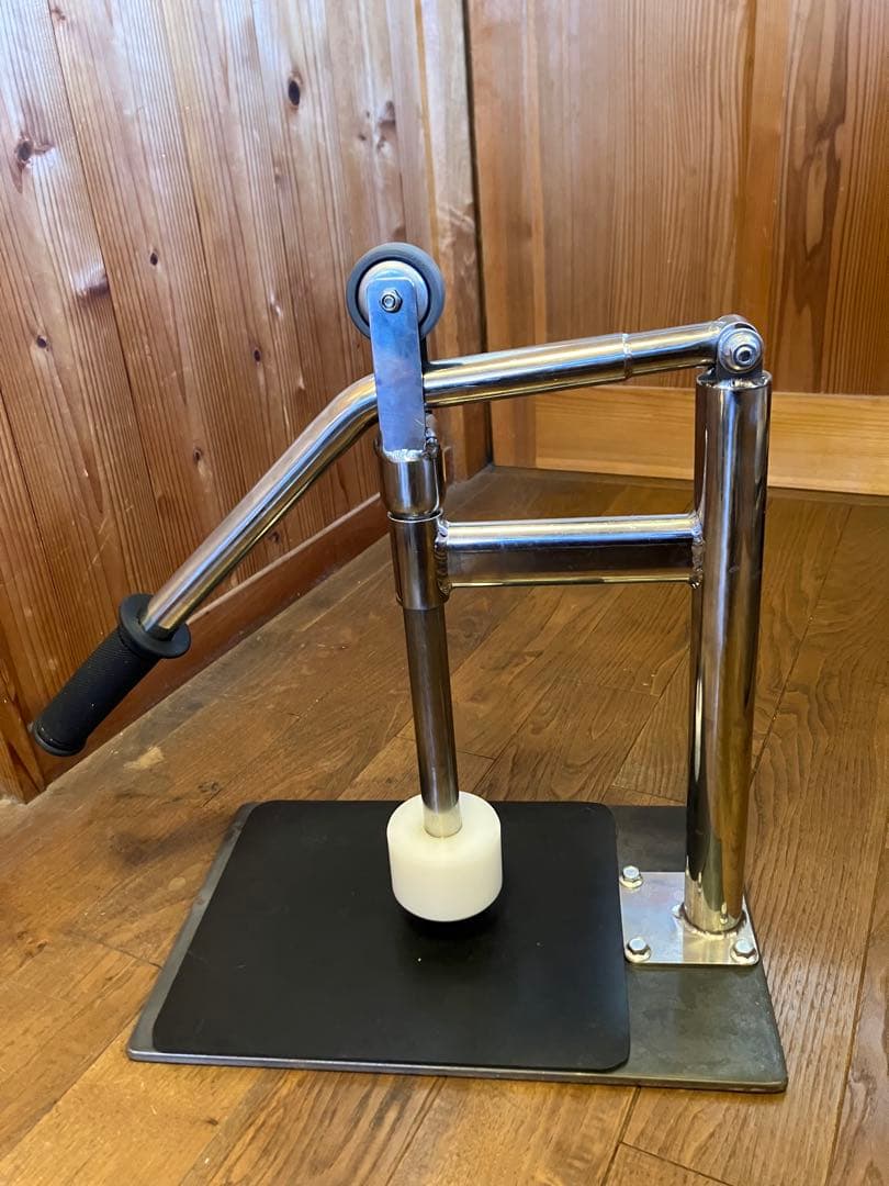 橋本　　菌糸瓶製作専用プレス機